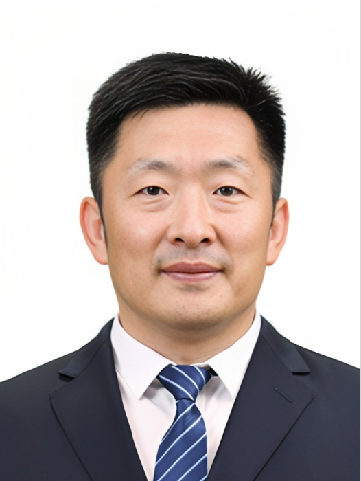 林鵬(中國華油集團有限公司黨委副書記、總經理) 林鵬(中國華油集團有限公司黨委副書記、總經理)