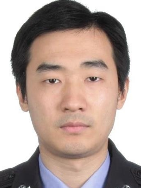 李睿(浙江省嘉興市海鹽縣公安局黨委委員、副局長) 李睿(浙江省嘉興市海鹽縣公安局黨委委員、副局長)