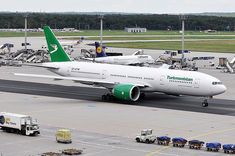 土庫曼斯坦航空波音777