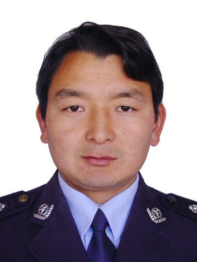 陳文光(雲南省迪慶藏族自治州維西傈僳族自治縣公安局黨委委員、副局長、四級高級警長) 陳文光(雲南省迪慶藏族自治州維西傈僳族自治縣公安局黨委委員、副局長、四級高級警長)