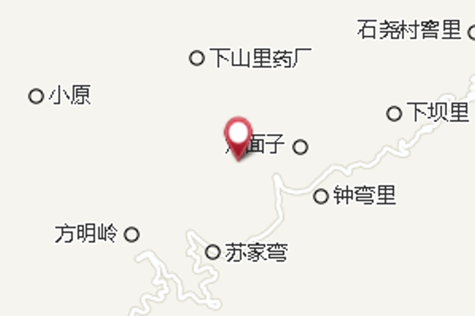 草坡里