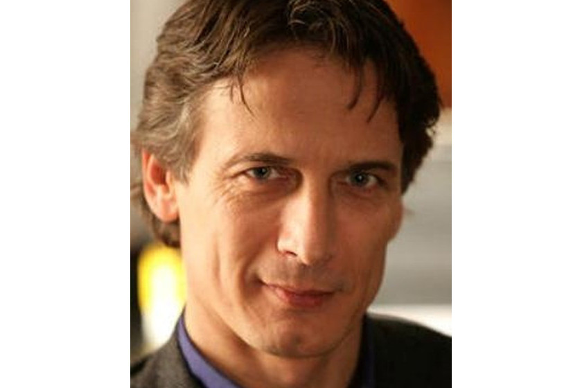 塞薩爾·博奇(Cesare Bocci) 塞薩爾·博奇(Cesare Bocci)