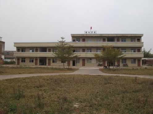 謝白國小 謝白國小