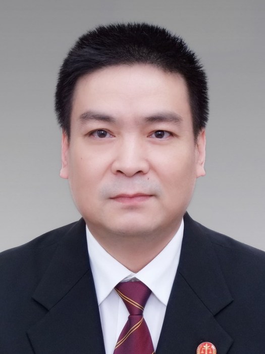 龔英明
