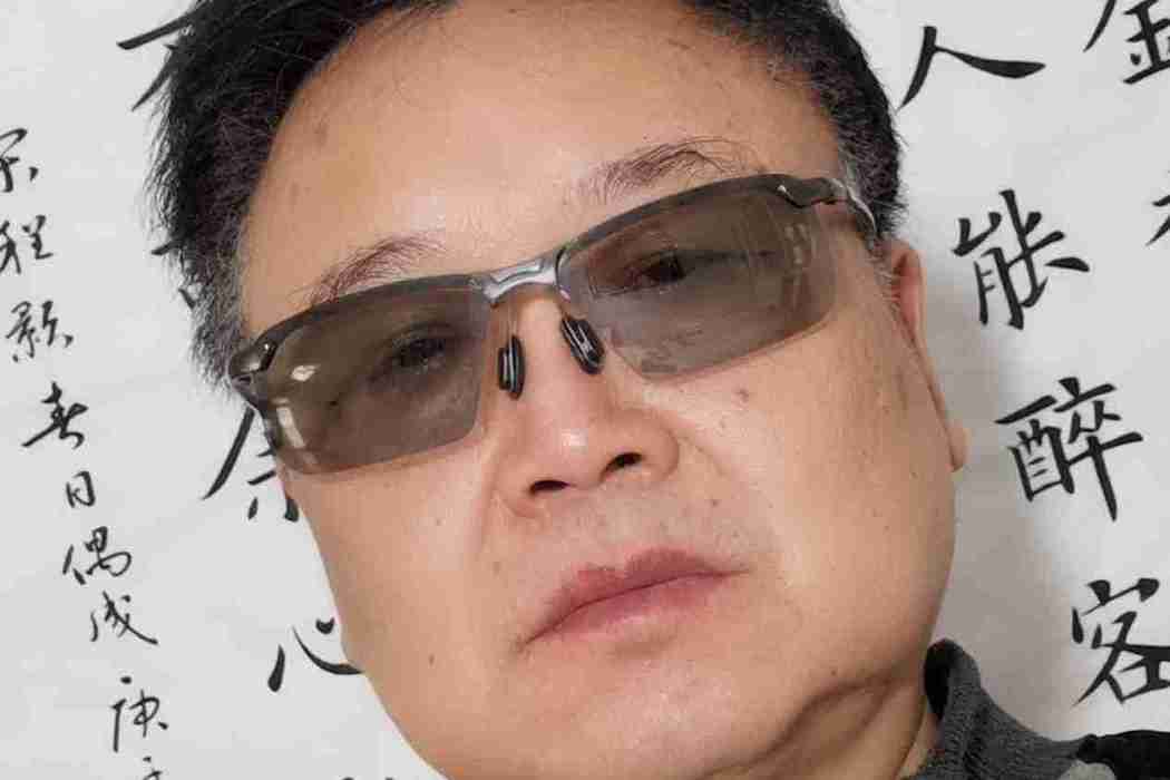 董躍敏 董躍敏