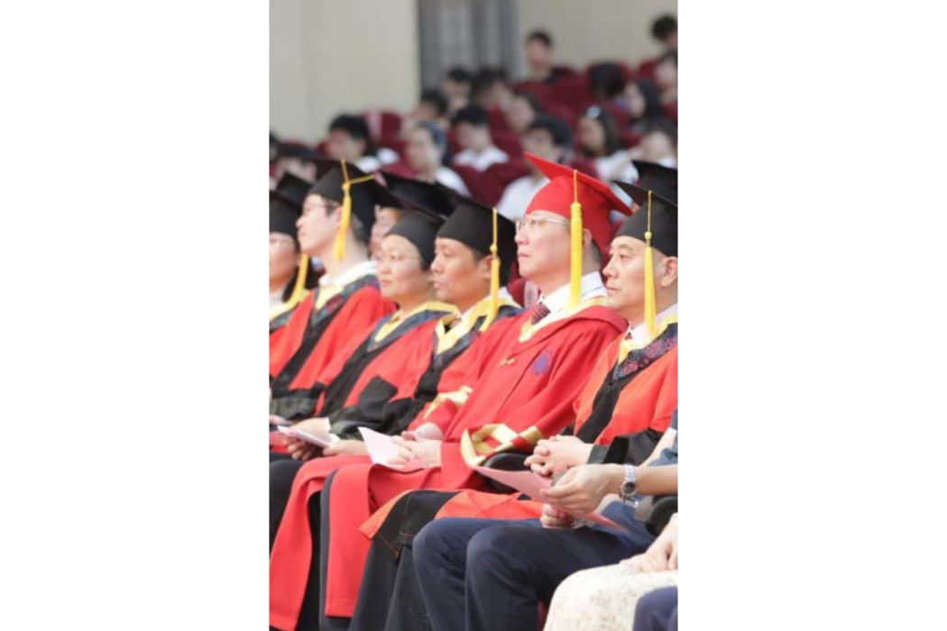 秦臻(上海大學生命科學學院副教授)
