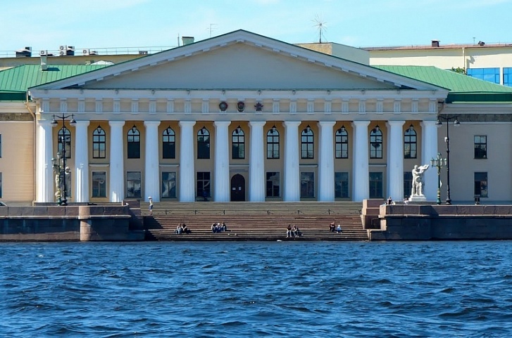 聖彼得堡礦業大學