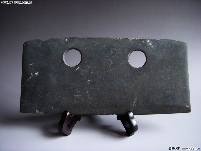 雙孔石刀(良渚文化時期的打制石器)