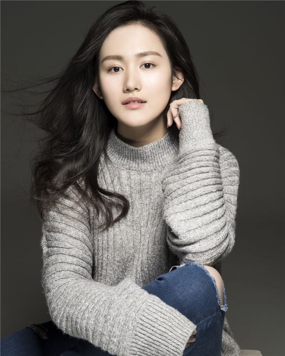 張藝萌 張藝萌