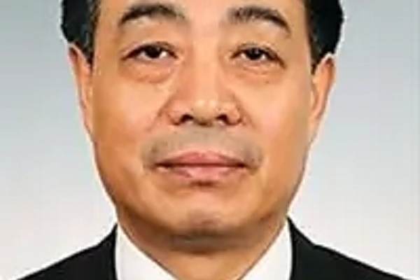 成玉生 成玉生
