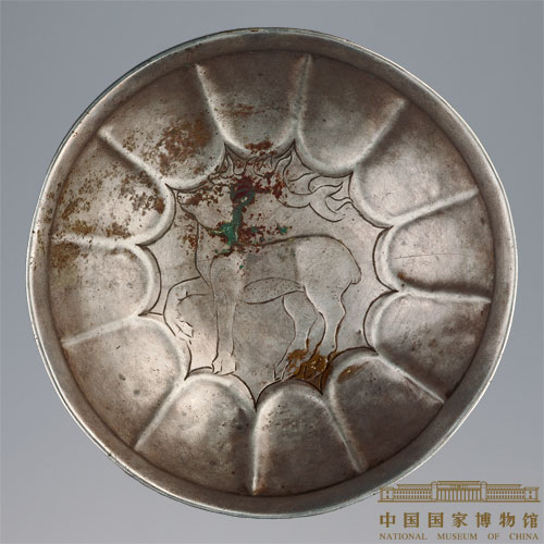 中國國家博物館唐鹿紋十二瓣銀碗藏品圖片
