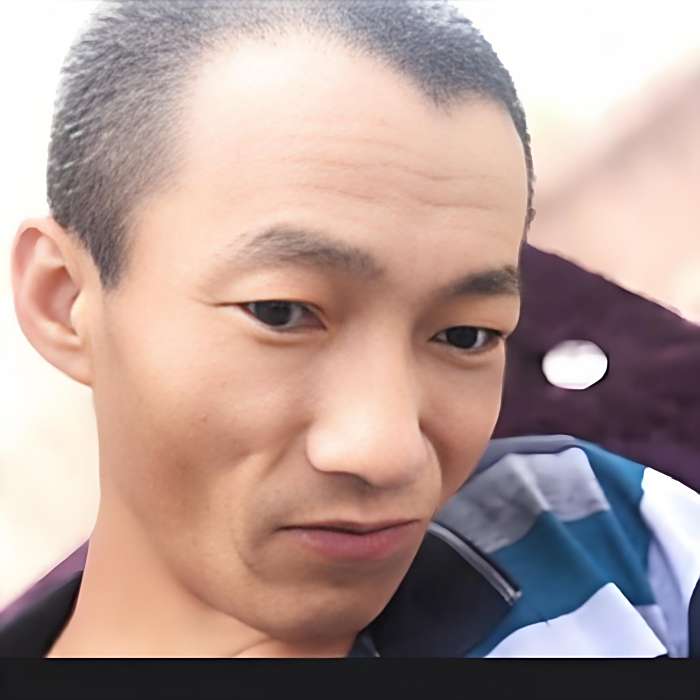 貼磚華哥