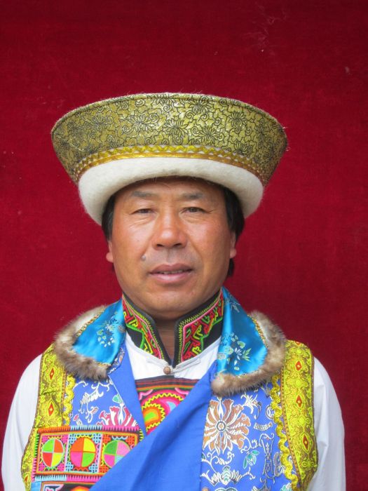 董思明 董思明