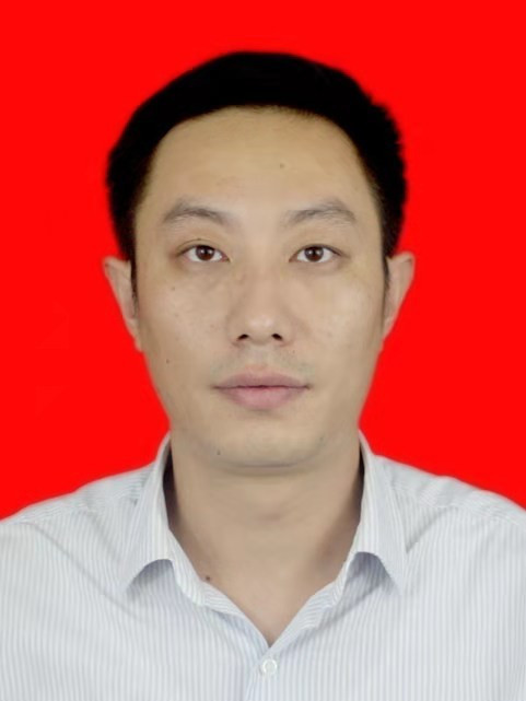 鄭毅(榆次區使趙社會事務服務中心副主任) 鄭毅(榆次區使趙社會事務服務中心副主任)