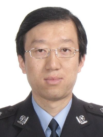 閆剛(陝西省楊凌示範區公安局黨委委員、副局長) 閆剛(陝西省楊凌示範區公安局黨委委員、副局長)