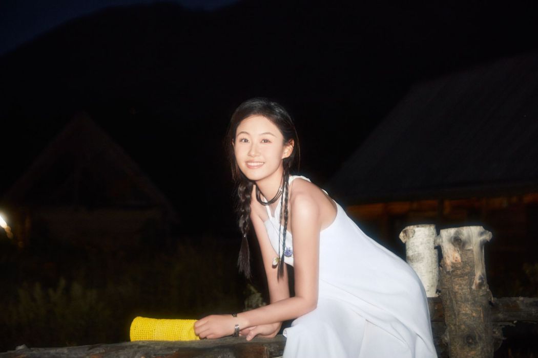 鄧薇(中國內地女演員) 鄧薇(中國內地女演員)
