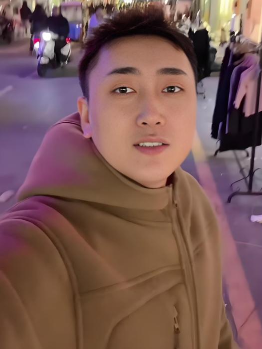 文Sir⚜️ 128 文Sir⚜️ 128