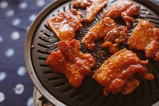 炭火烤肉 炭火烤肉