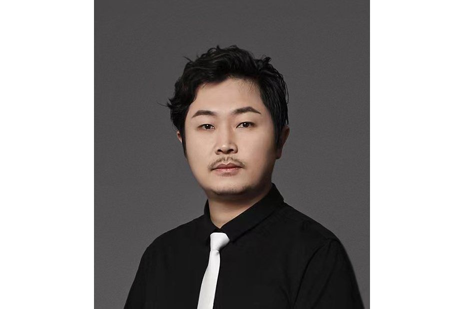 曾超(YDS野朴設計事務所創始人) 曾超(YDS野朴設計事務所創始人)
