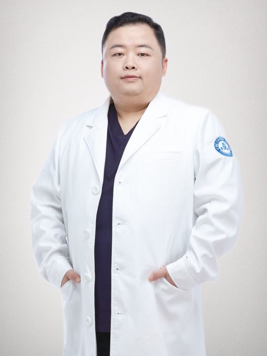 肖磊(雅貝康口腔醫生) 肖磊(雅貝康口腔醫生)