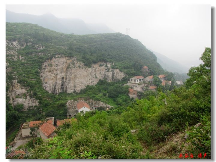 六峪村 六峪村