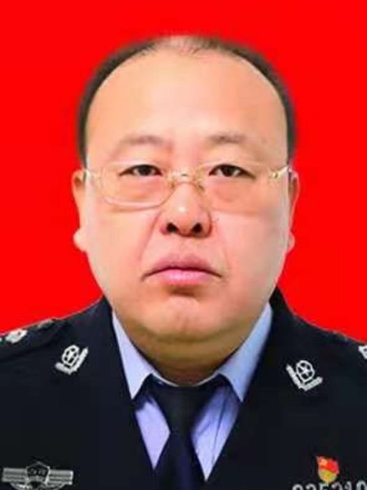 張國華(山西省晉中市靈石縣政府副縣長、公安局黨委書記、局長) 張國華(山西省晉中市靈石縣政府副縣長、公安局黨委書記、局長)