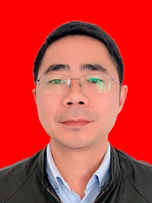 郭波(湖南省常德市安鄉縣政府辦黨組成員、副主任) 郭波(湖南省常德市安鄉縣政府辦黨組成員、副主任)