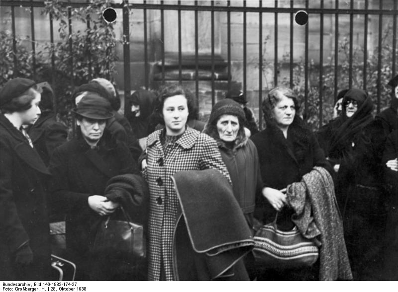 1938年被納粹從紐倫堡驅逐到波蘭的猶太人們