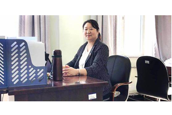 李鈺(黑龍江財經學院教師、電子商務設計師) 李鈺(黑龍江財經學院教師、電子商務設計師)