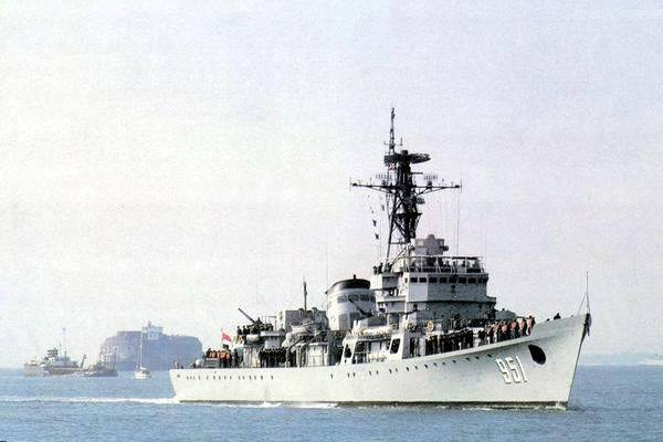 阿爾·扎菲爾級護衛艦