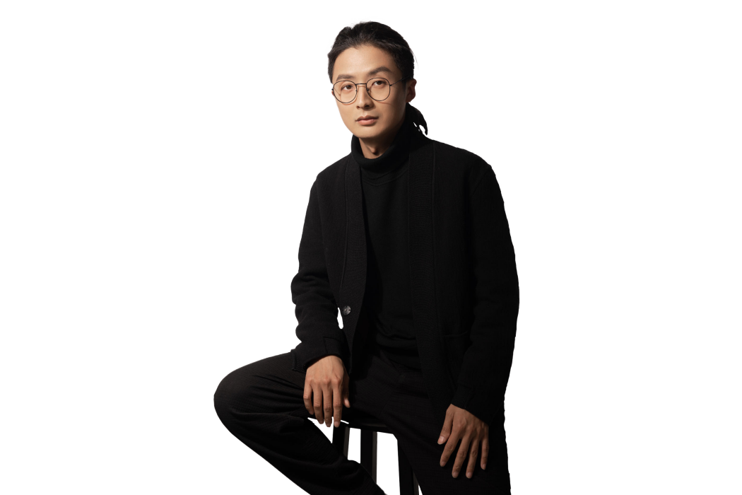 李岩(青年設計師、智恆設計品牌創始人) 李岩(青年設計師、智恆設計品牌創始人)