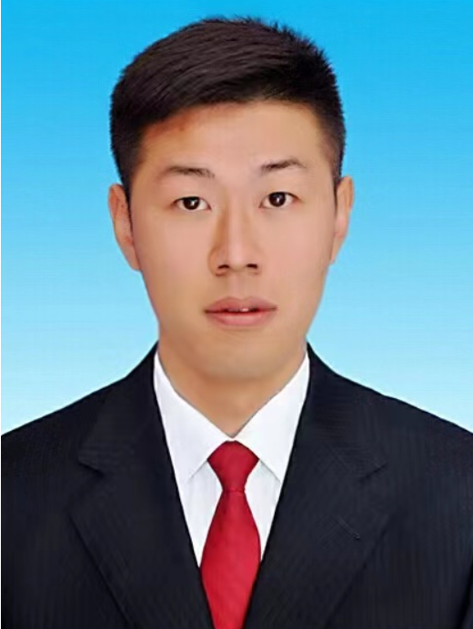 陳鑫(內蒙古自治區烏蘭察布市集寧區政府辦公室副主任) 陳鑫(內蒙古自治區烏蘭察布市集寧區政府辦公室副主任)
