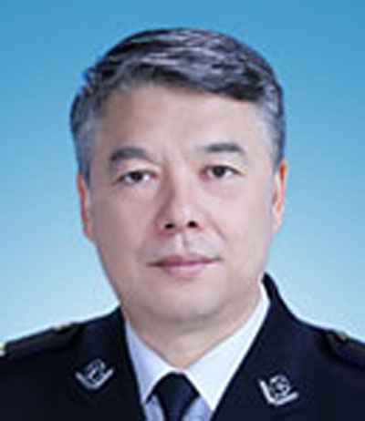 劉釗(公安部政治部主任，交通管理局局長)