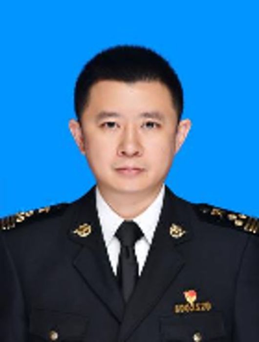 戴鋼(烏魯木齊海關政治部主任、黨委委員) 戴鋼(烏魯木齊海關政治部主任、黨委委員)