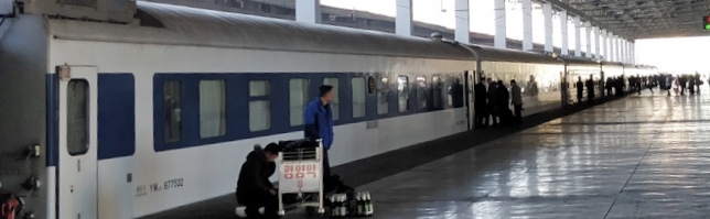 附掛在51次列車的兩節平壤—北京的車廂