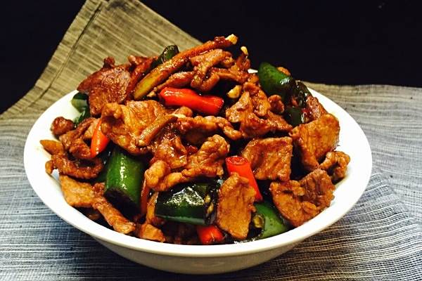 糟辣子炒肉