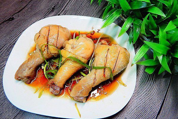 魯式蒸雞腿 魯式蒸雞腿