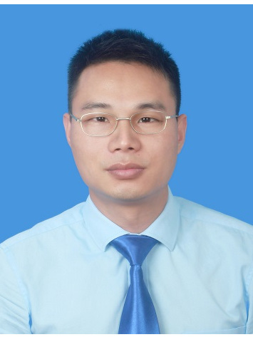 劉金泉(江西省贛州市興國縣興江鄉黨委政法委員、人武部長) 劉金泉(江西省贛州市興國縣興江鄉黨委政法委員、人武部長)