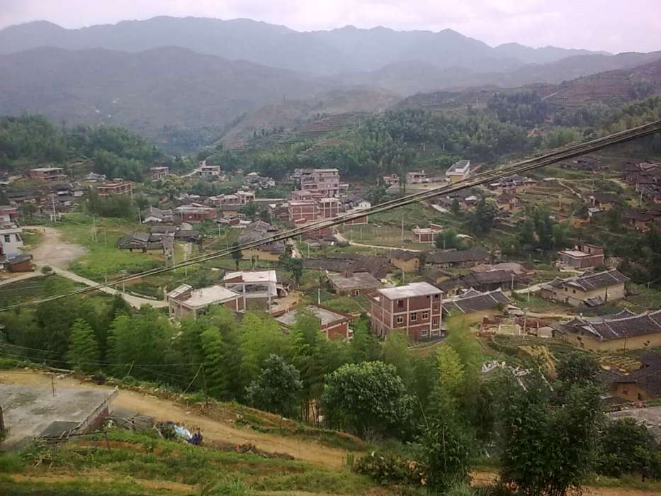 南上官村(山西省侯馬市南鳳城鄉下轄村) 南上官村(山西省侯馬市南鳳城鄉下轄村)