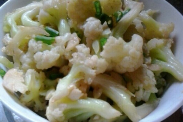 蒜香鹽菜花