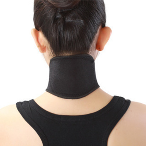 自發熱護頸的佩戴方法