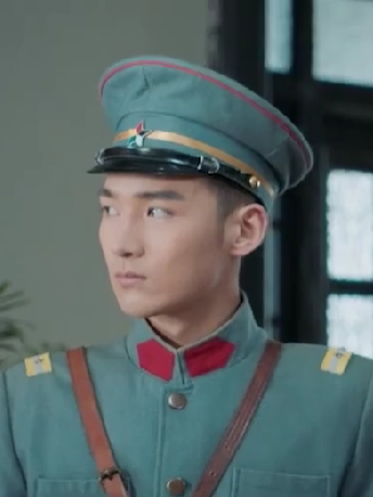 李旭(電視劇《鏡中花》中的角色) 李旭(電視劇《鏡中花》中的角色)