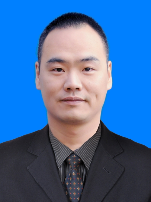 周松(浙江省麗水市縉雲縣東渡鎮人大副主席、三級主任科員) 周松(浙江省麗水市縉雲縣東渡鎮人大副主席、三級主任科員)