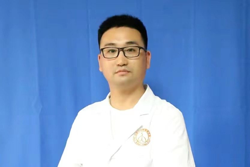 劉曉俊(成都大學附屬醫院呼吸與危重症醫學科副主任醫師/副教授) 劉曉俊(成都大學附屬醫院呼吸與危重症醫學科副主任醫師/副教授)