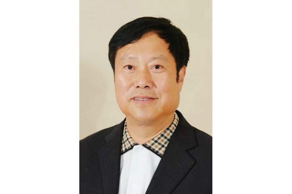 陳旺(西安誠旺書畫院院長) 陳旺(西安誠旺書畫院院長)