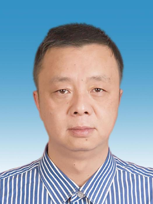 陳兵(四川省彭州市國土資源局不動產登記中心主任) 陳兵(四川省彭州市國土資源局不動產登記中心主任)