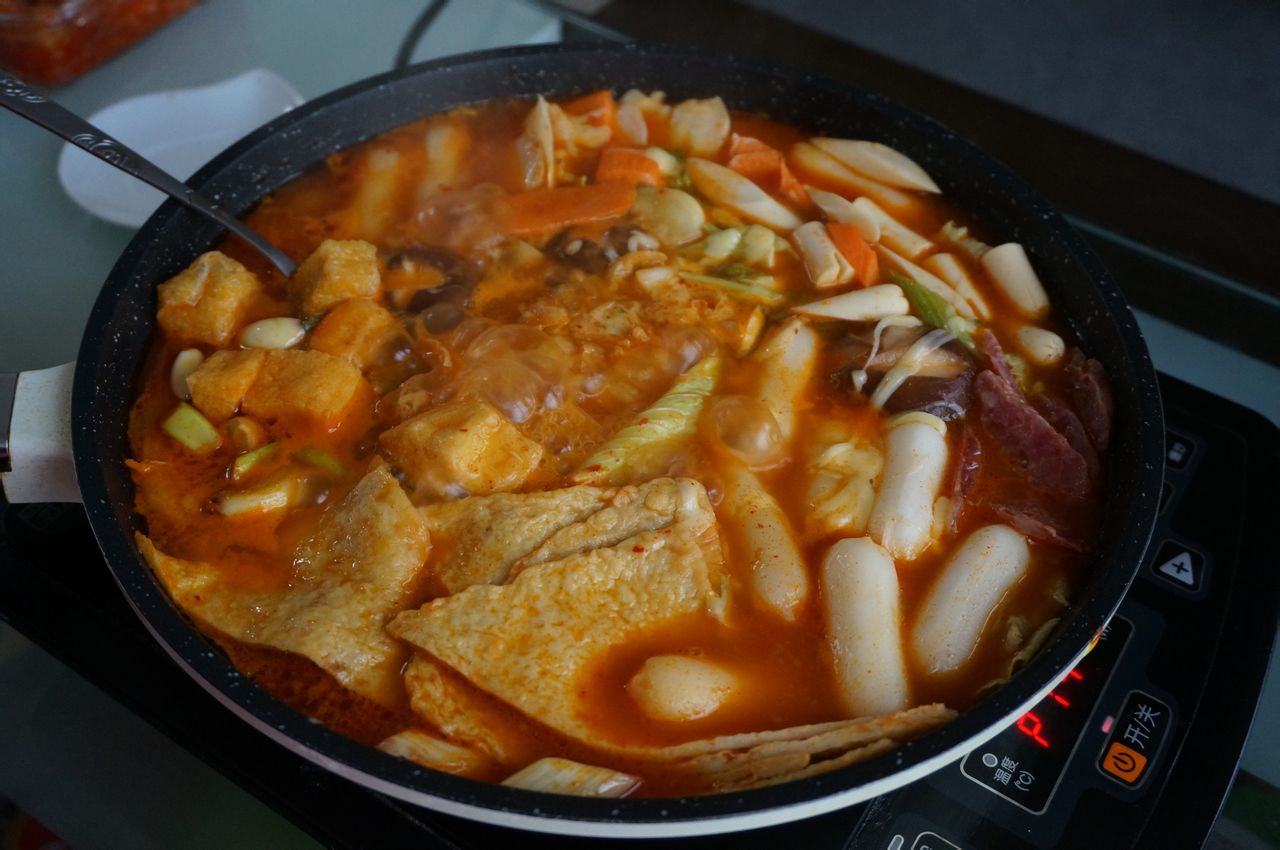 韓式芝心年糕火鍋