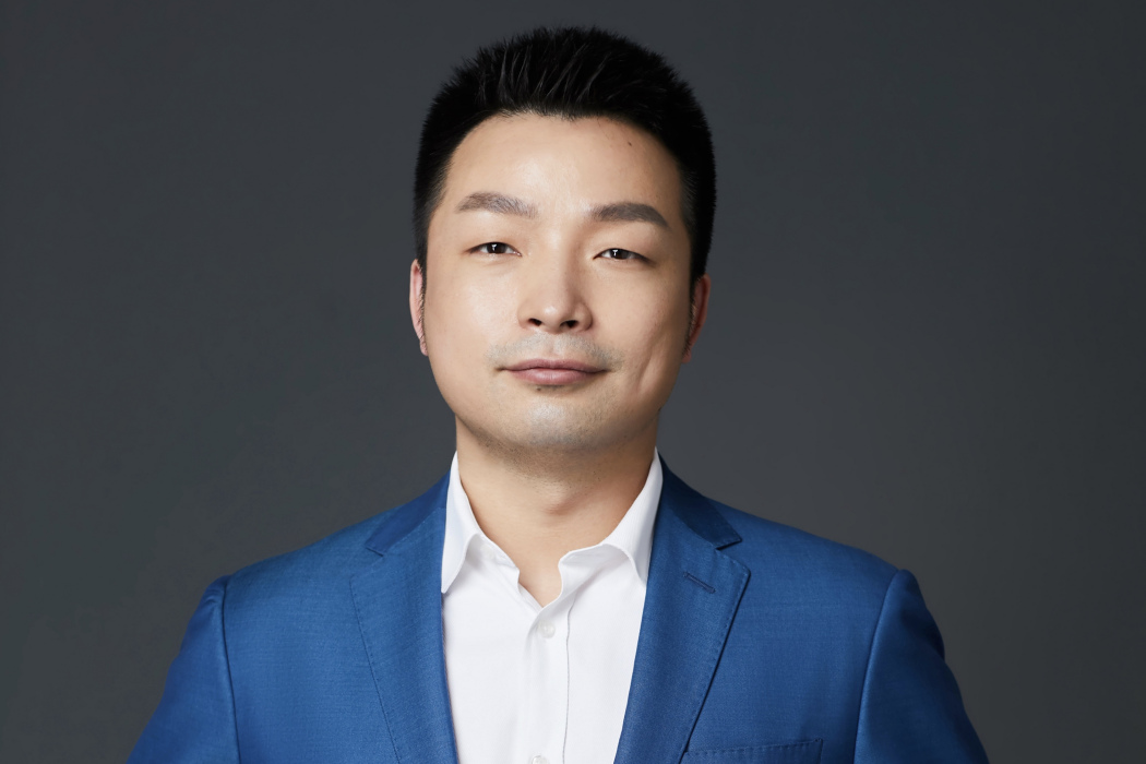 鈕聖靈