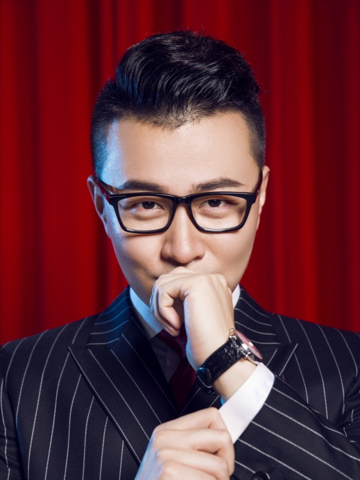 王曉亞(江蘇衛視主持人) 王曉亞(江蘇衛視主持人)