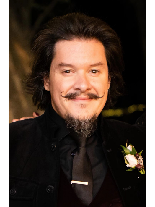 弗蘭克·托達羅(Frank Todaro) 弗蘭克·托達羅(Frank Todaro)